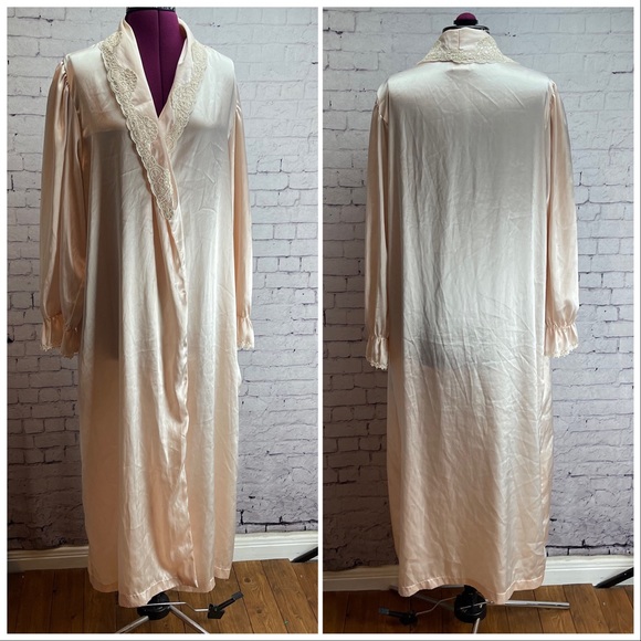 Vintage Alexandra Nicole satin robe light pink with cream lace size large - Picture 1 of 5